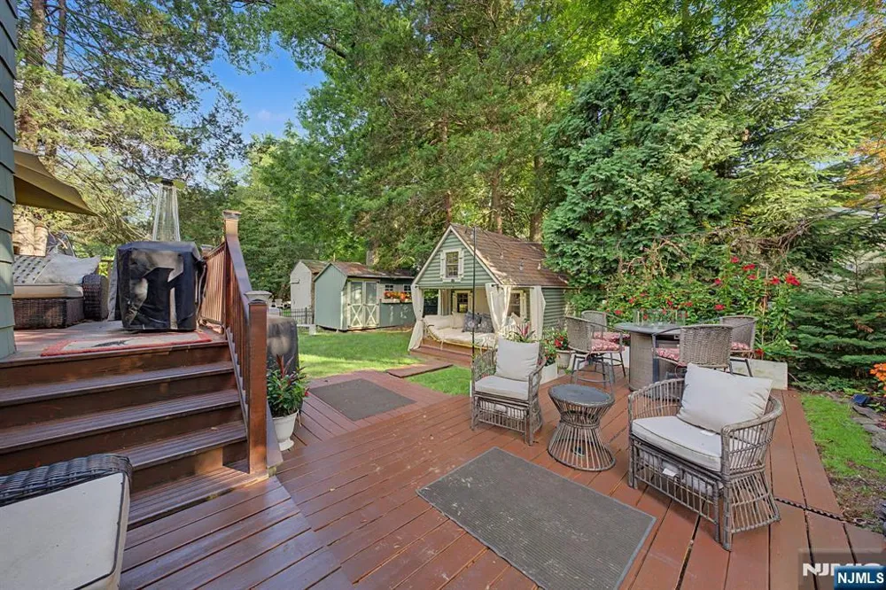 11 Willow Street Cranford, NJ 07016