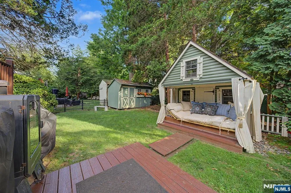 11 Willow Street Cranford, NJ 07016