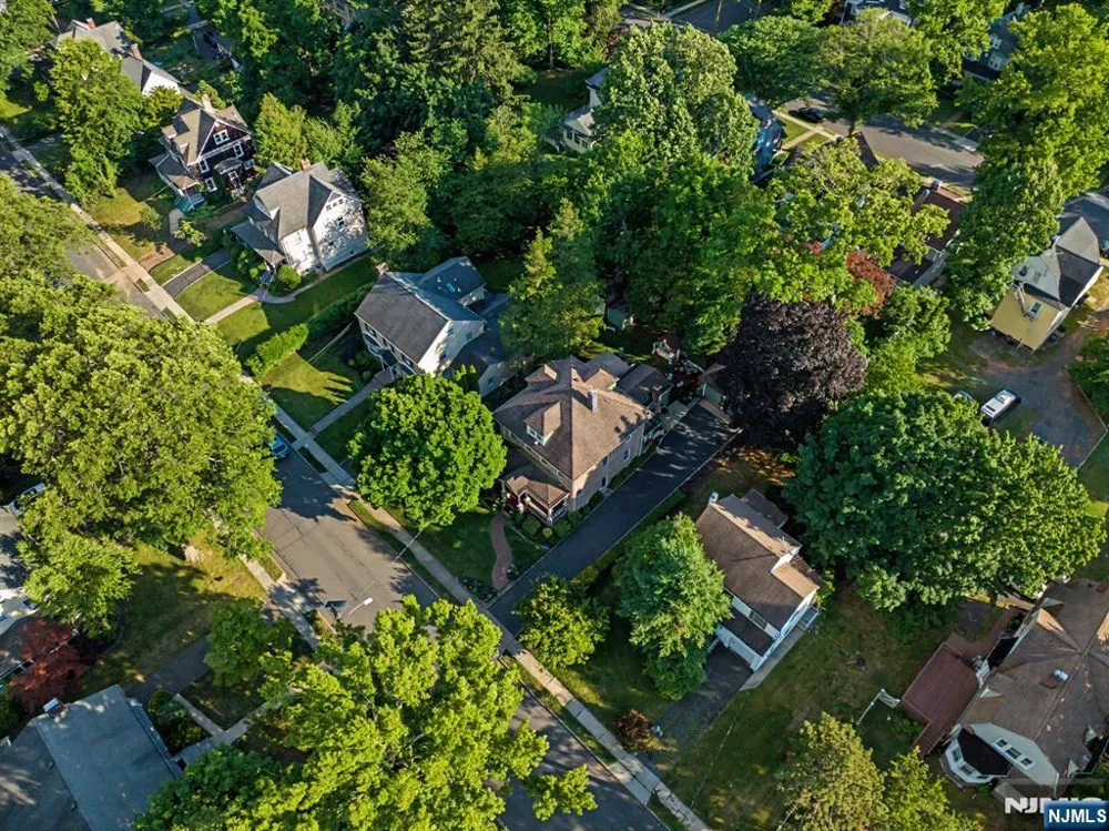 11 Willow Street Cranford, NJ 07016