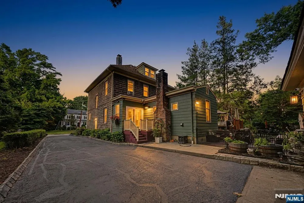 11 Willow Street Cranford, NJ 07016