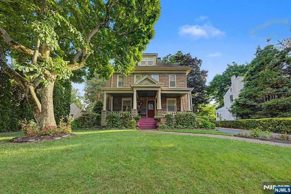 11 Willow Street Cranford, NJ 07016
