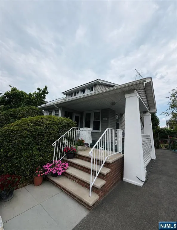 409-411 25th Street Paterson, NJ 07514