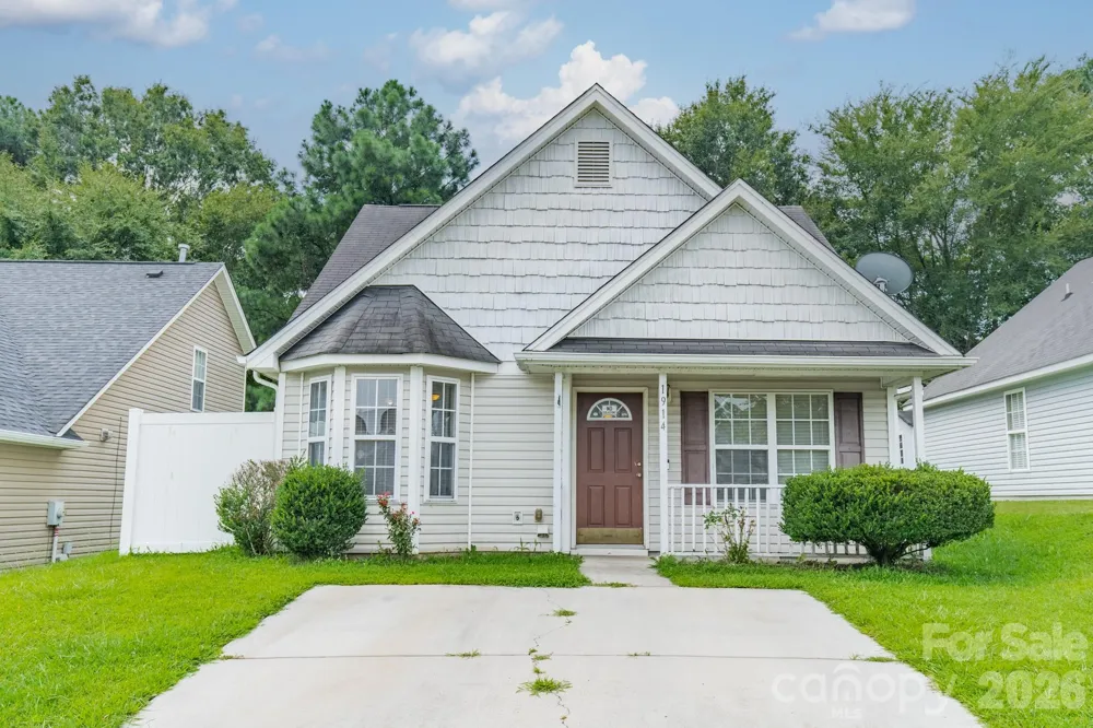 1914 Mission Oaks Street Kannapolis, NC 28083