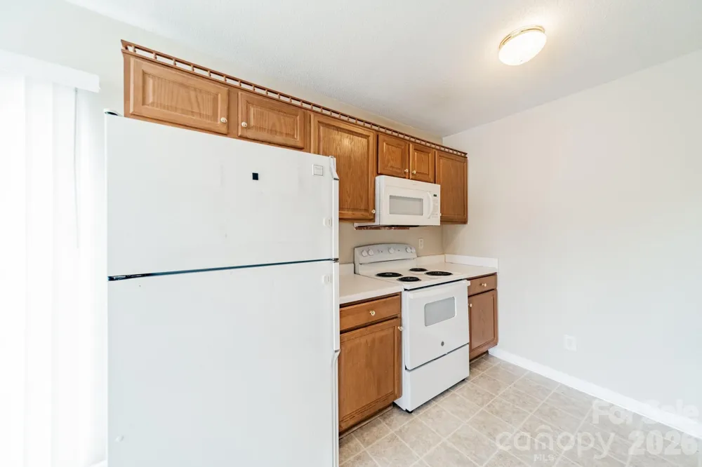 1914 Mission Oaks Street Kannapolis, NC 28083