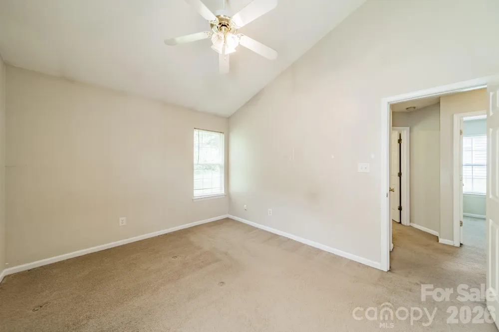 1914 Mission Oaks Street Kannapolis, NC 28083