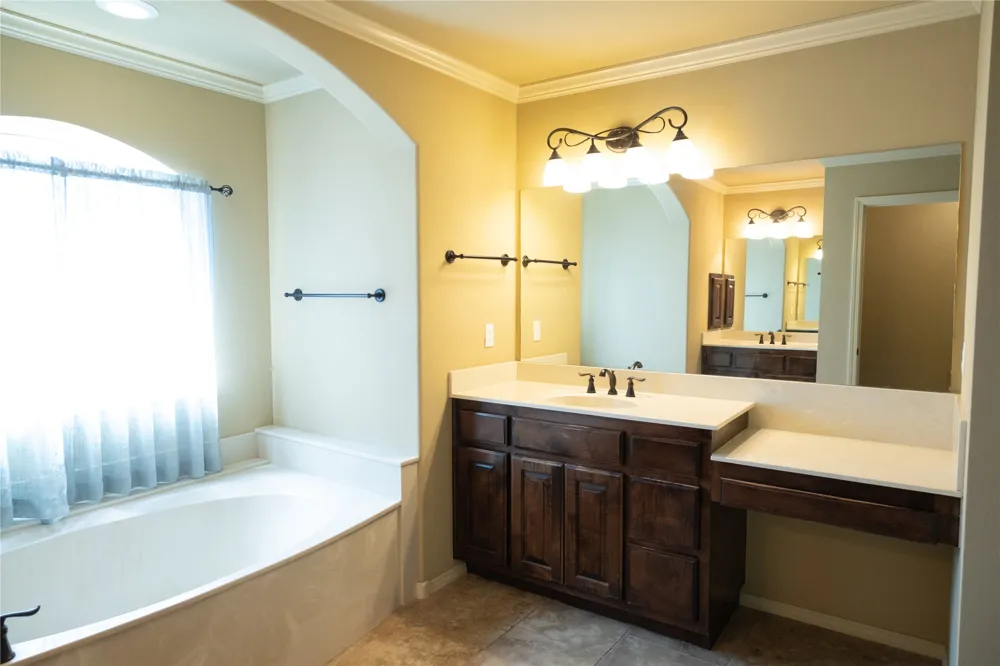 3505 S 18th Street Broken Arrow, OK 74012