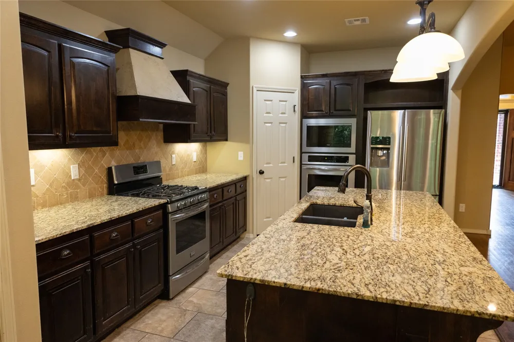 3505 S 18th Street Broken Arrow, OK 74012