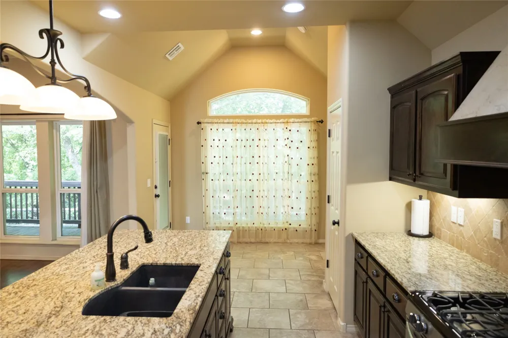3505 S 18th Street Broken Arrow, OK 74012