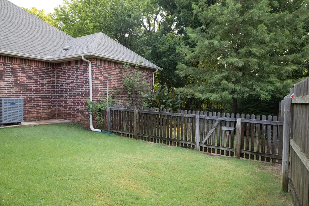3505 S 18th Street Broken Arrow, OK 74012