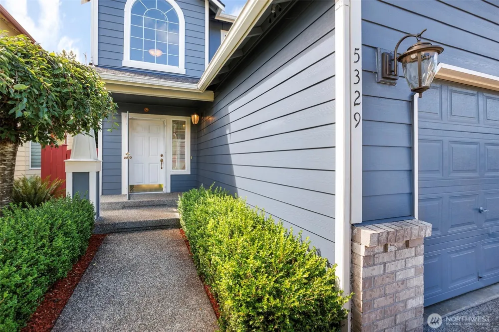 5329 S 319th Street Auburn, WA 98001