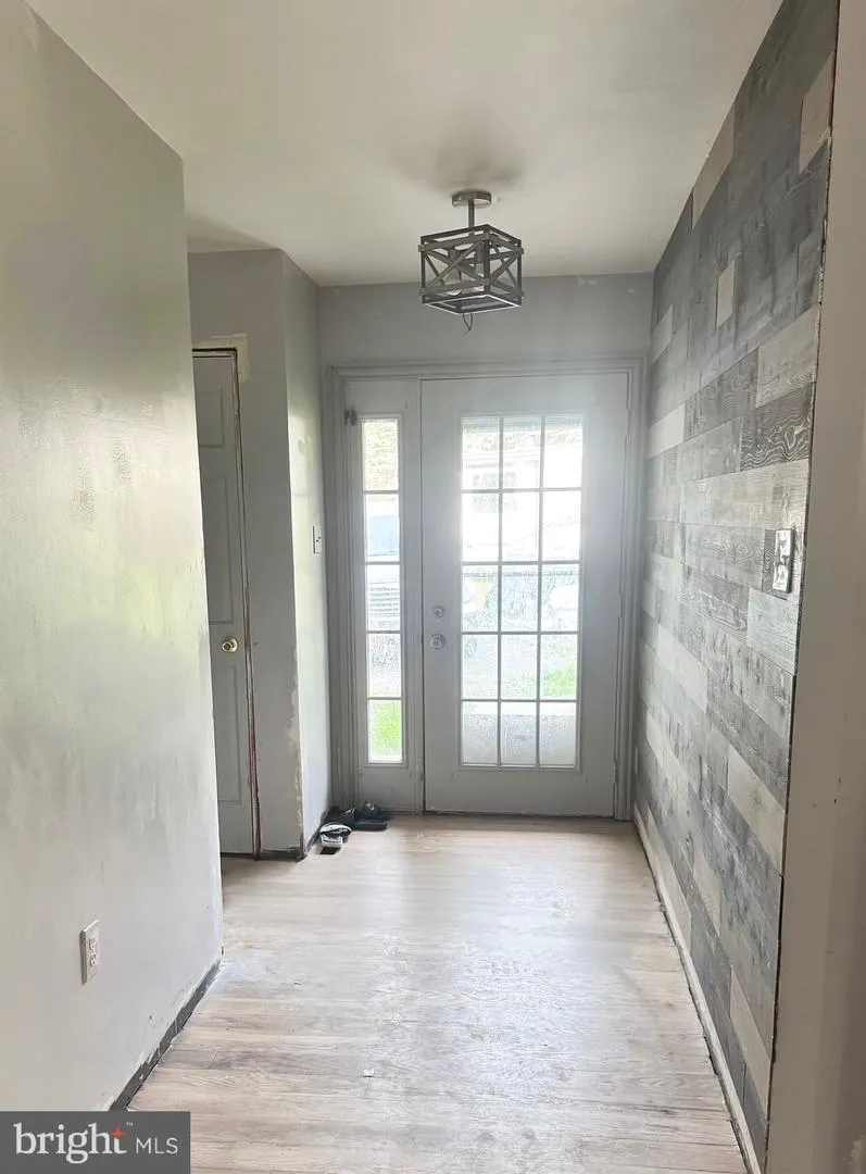 143 TRITLE DRIVE Mc Connellsburg, PA 17233