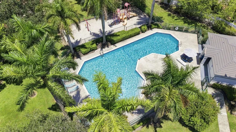 7460 NW 1st Manor Plantation, FL 33317