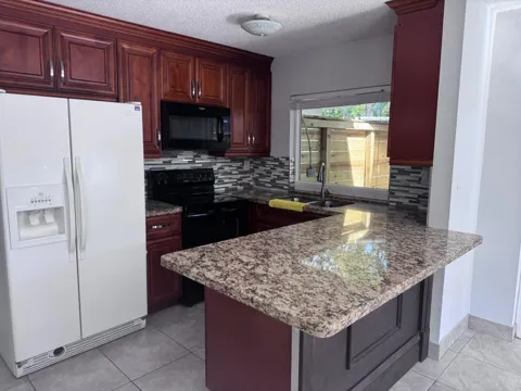 3004 NW 4TH TERRACE #4-141