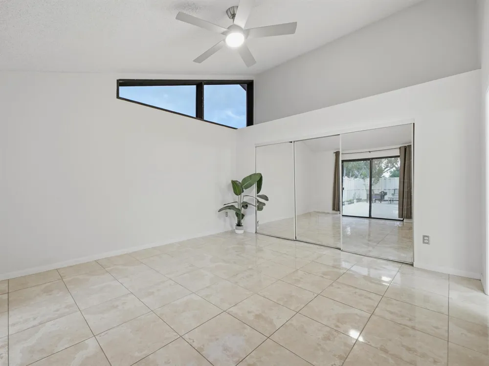 5933 GOLDEN EAGLE CIRCLE Palm Beach Gardens, FL 33418