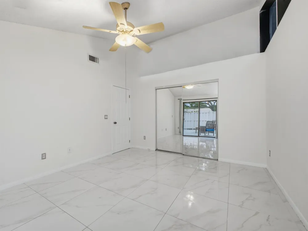 5933 GOLDEN EAGLE CIRCLE Palm Beach Gardens, FL 33418