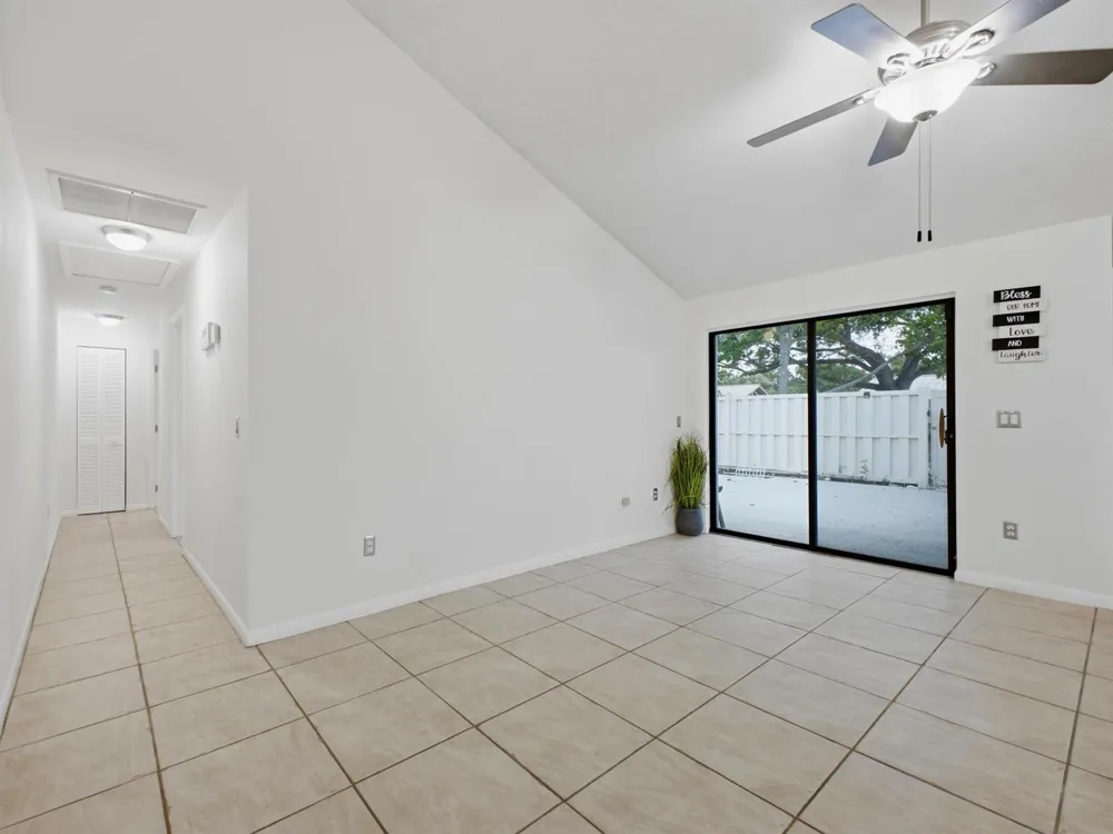 5933 GOLDEN EAGLE CIRCLE Palm Beach Gardens, FL 33418