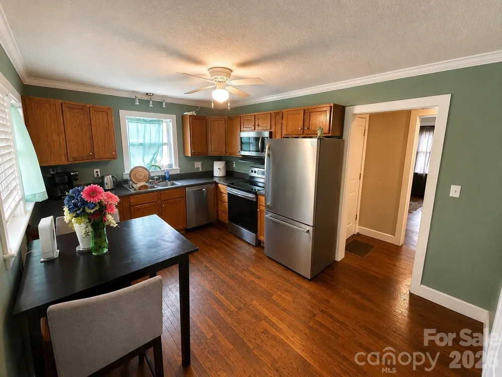 56 1st Avenue SE Taylorsville, NC 28681