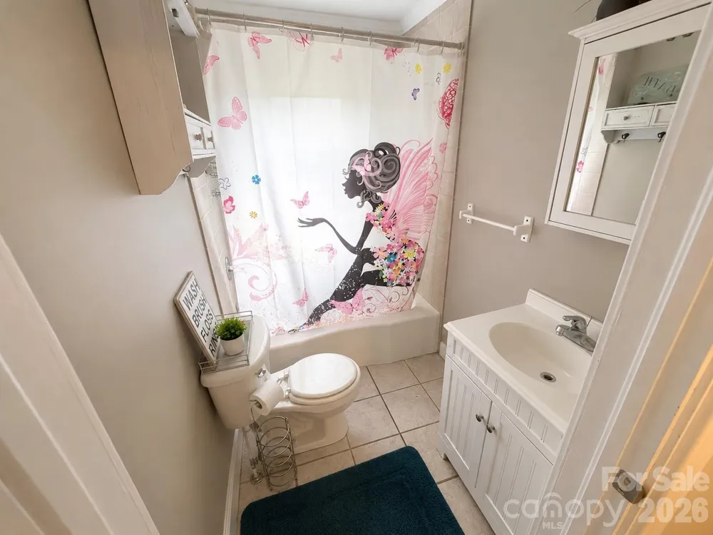 56 1st Avenue SE Taylorsville, NC 28681