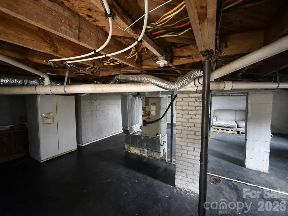 56 1st Avenue SE Taylorsville, NC 28681