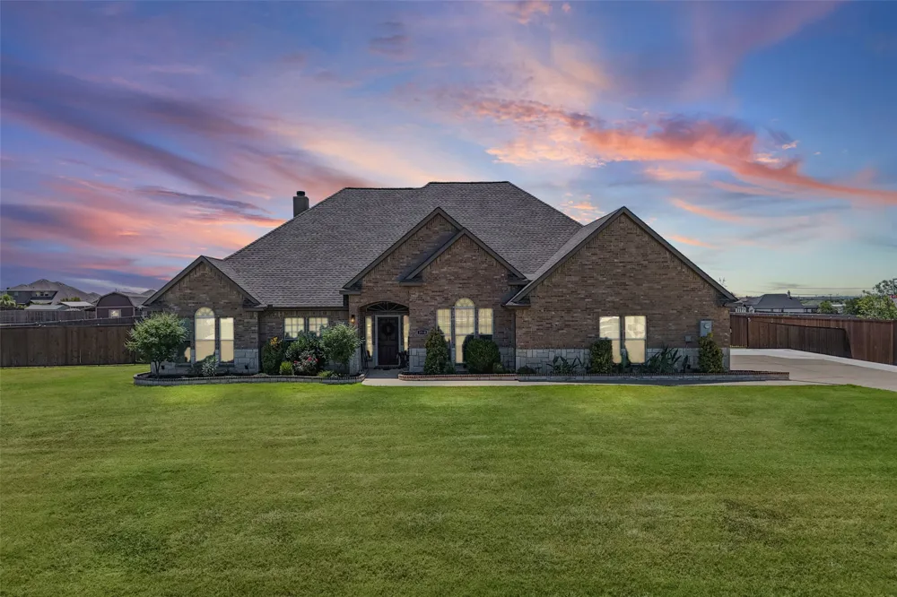 3510 Serene Drive Midlothian, TX 76065