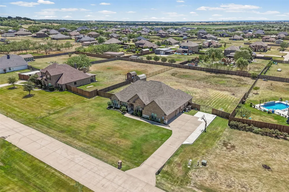 3510 Serene Drive Midlothian, TX 76065