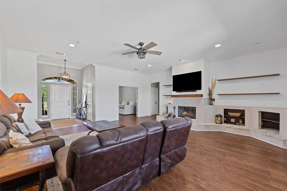 3510 Serene Drive Midlothian, TX 76065