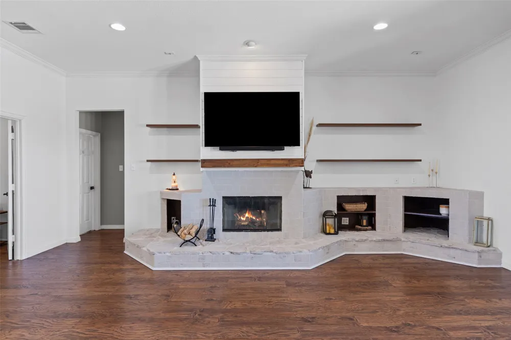 3510 Serene Drive Midlothian, TX 76065