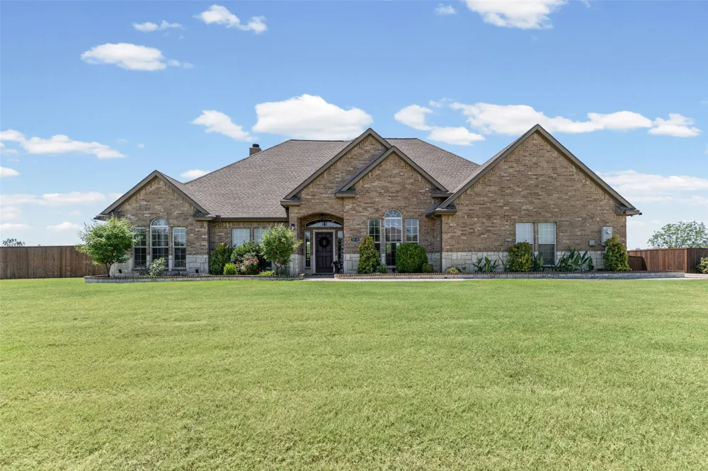 3510 Serene Drive Midlothian, TX 76065