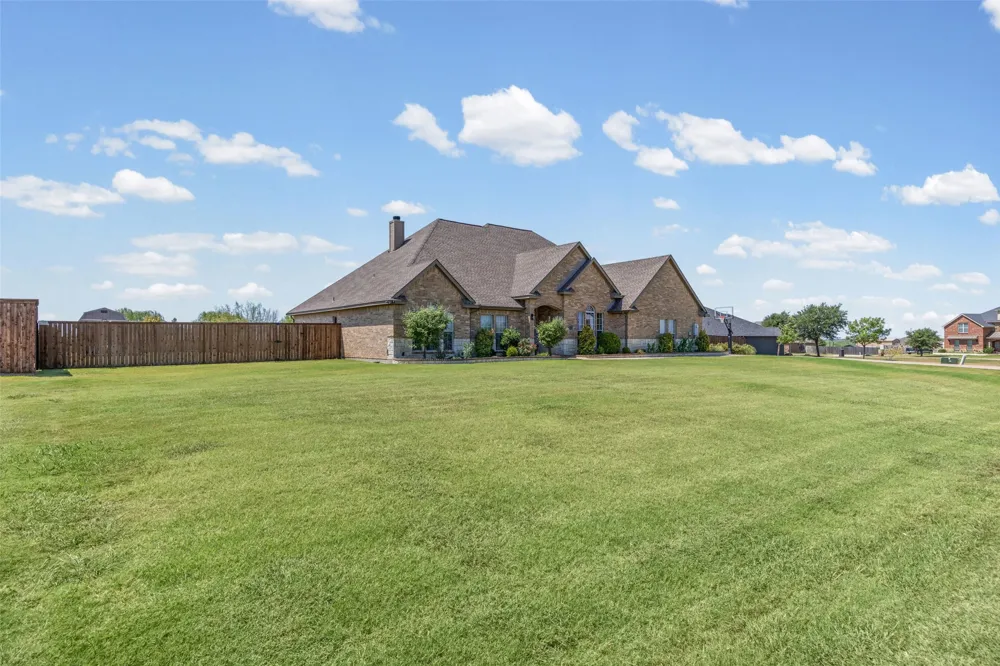 3510 Serene Drive Midlothian, TX 76065