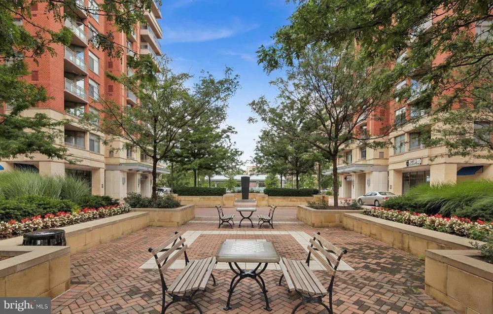 3650 S GLEBE ROAD #1145 Arlington, VA 22202
