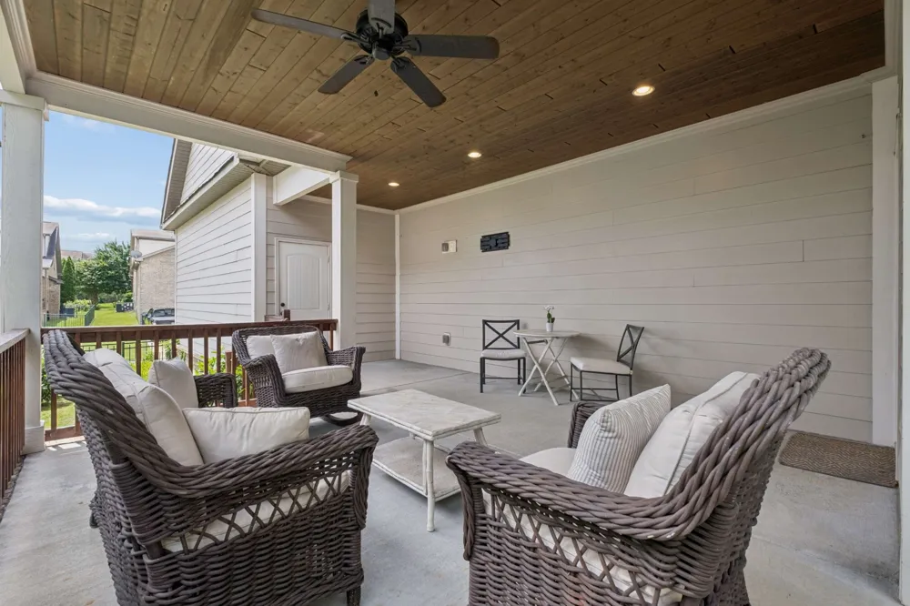 2005 Firtree Way Thompsons Station, TN 37179