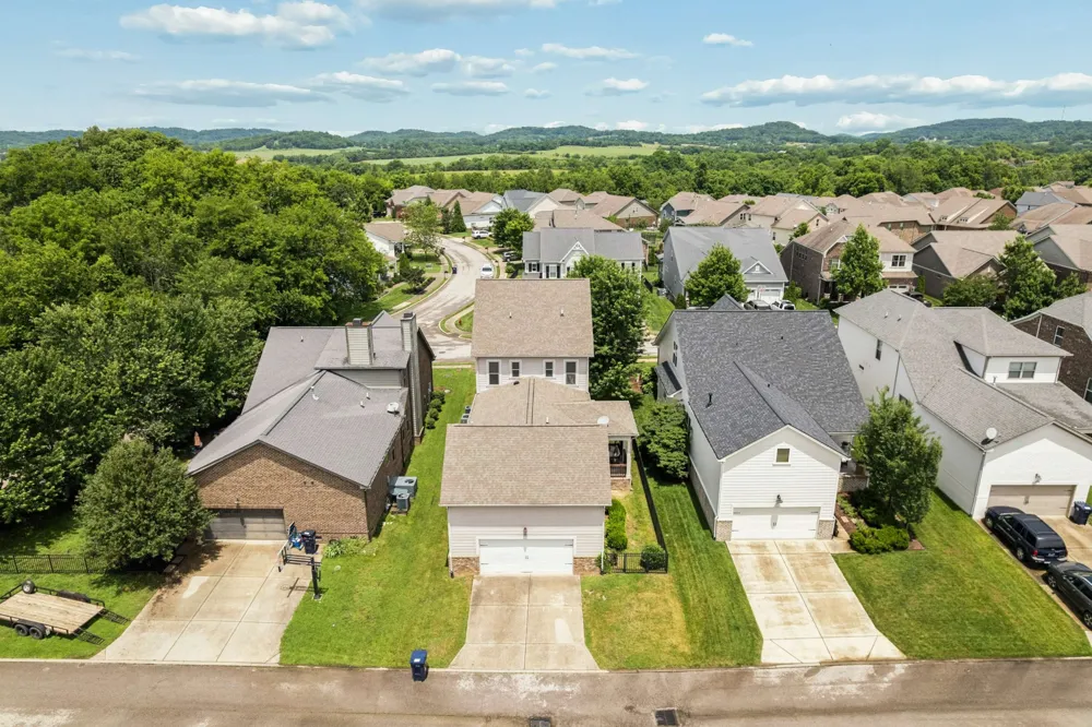 2005 Firtree Way Thompsons Station, TN 37179