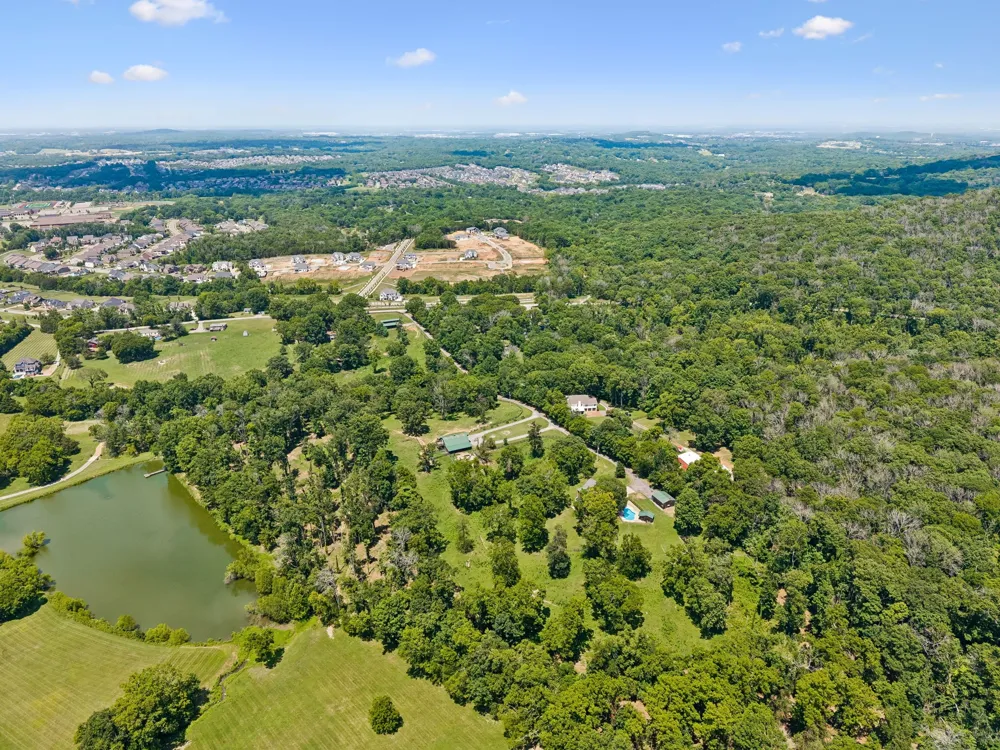 2671 Sanford Rd Nolensville, TN 37135