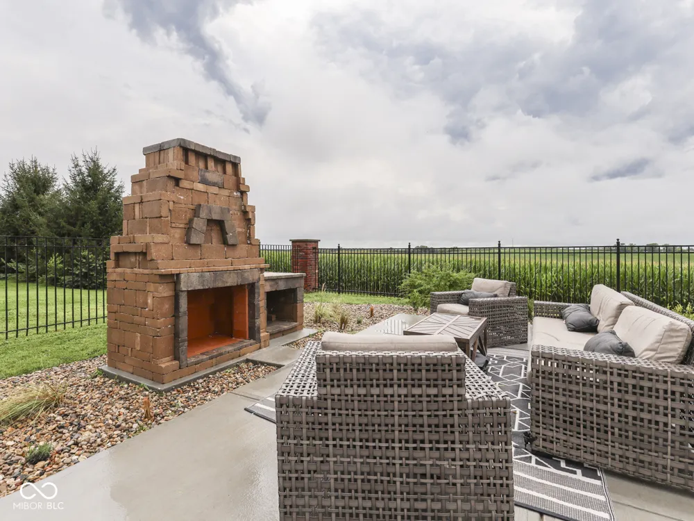 2058 W 100 S Franklin, IN 46131