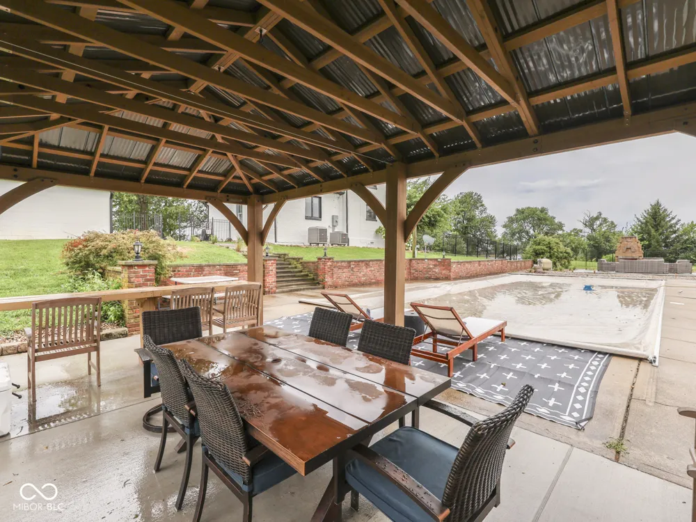 2058 W 100 S Franklin, IN 46131