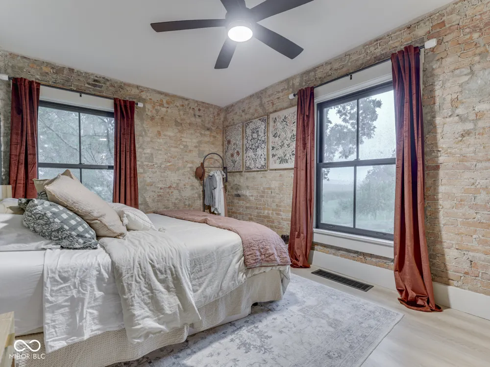 2058 W 100 S Franklin, IN 46131