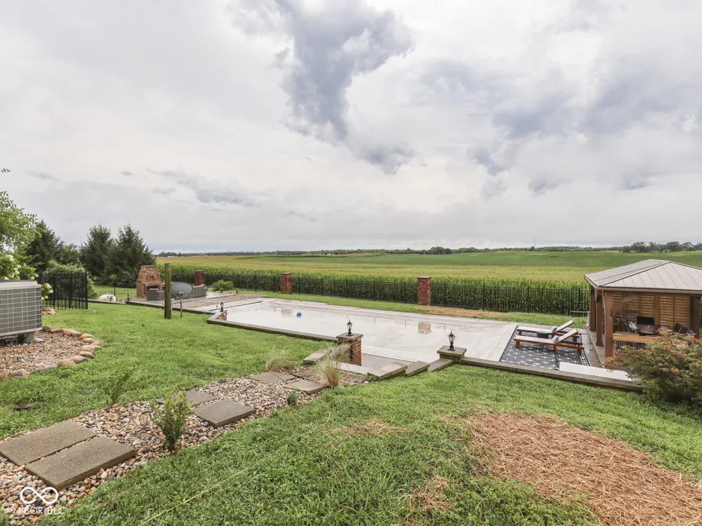 2058 W 100 S Franklin, IN 46131