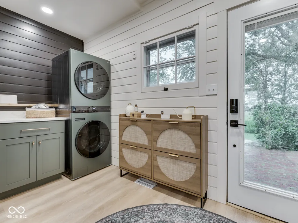 2058 W 100 S Franklin, IN 46131