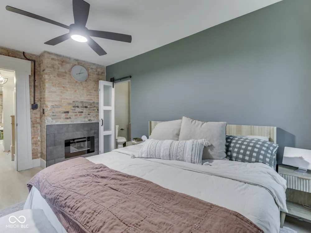 2058 W 100 S Franklin, IN 46131