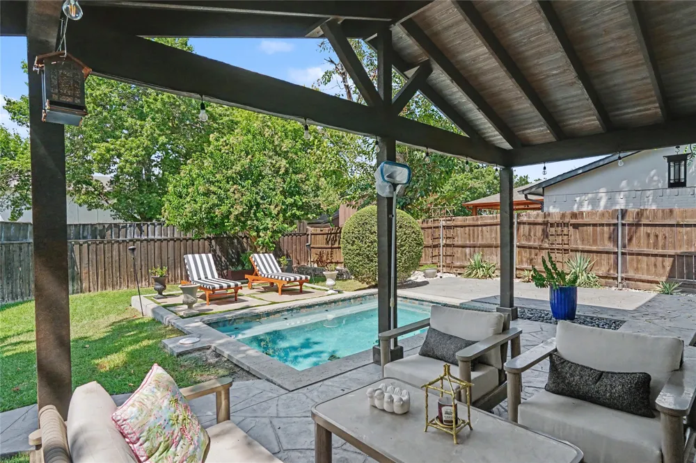 1605 Blake Drive Richardson, TX 75081