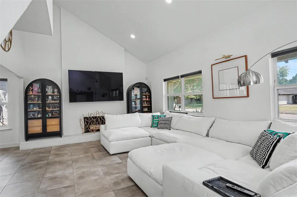 1605 Blake Drive Richardson, TX 75081