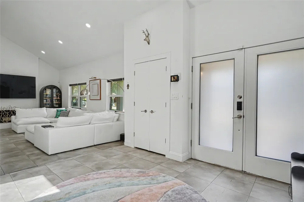 1605 Blake Drive Richardson, TX 75081