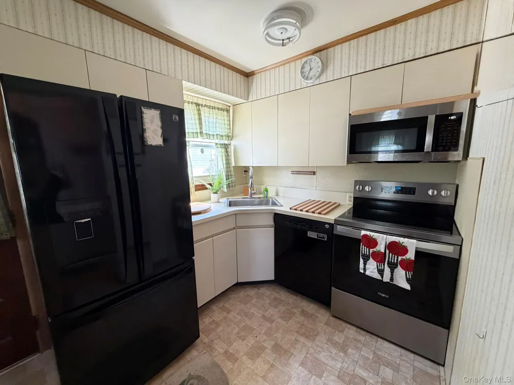 62 Bernard Street Massapequa, NY 11758