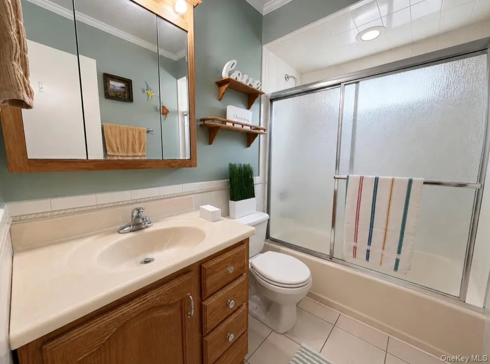 62 Bernard Street Massapequa, NY 11758