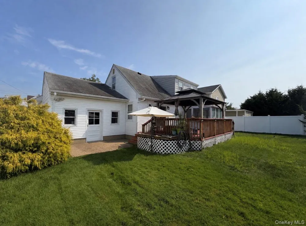 62 Bernard Street Massapequa, NY 11758