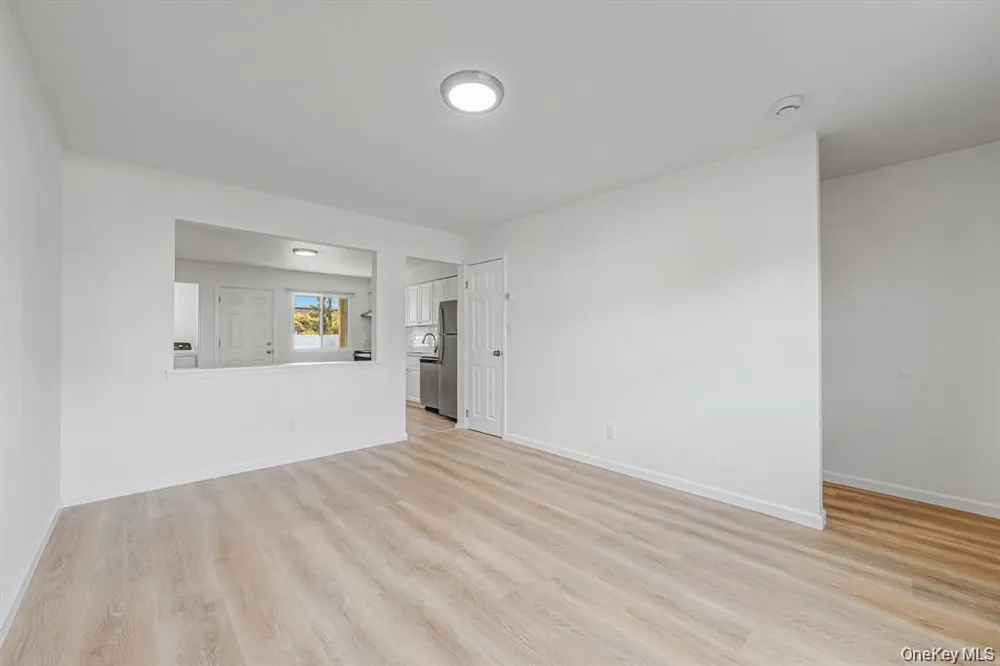 54 Evergreen ##A West Babylon, NY 11704