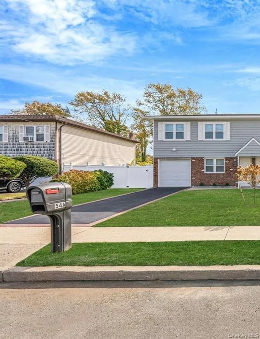 54 Evergreen ##A West Babylon, NY 11704