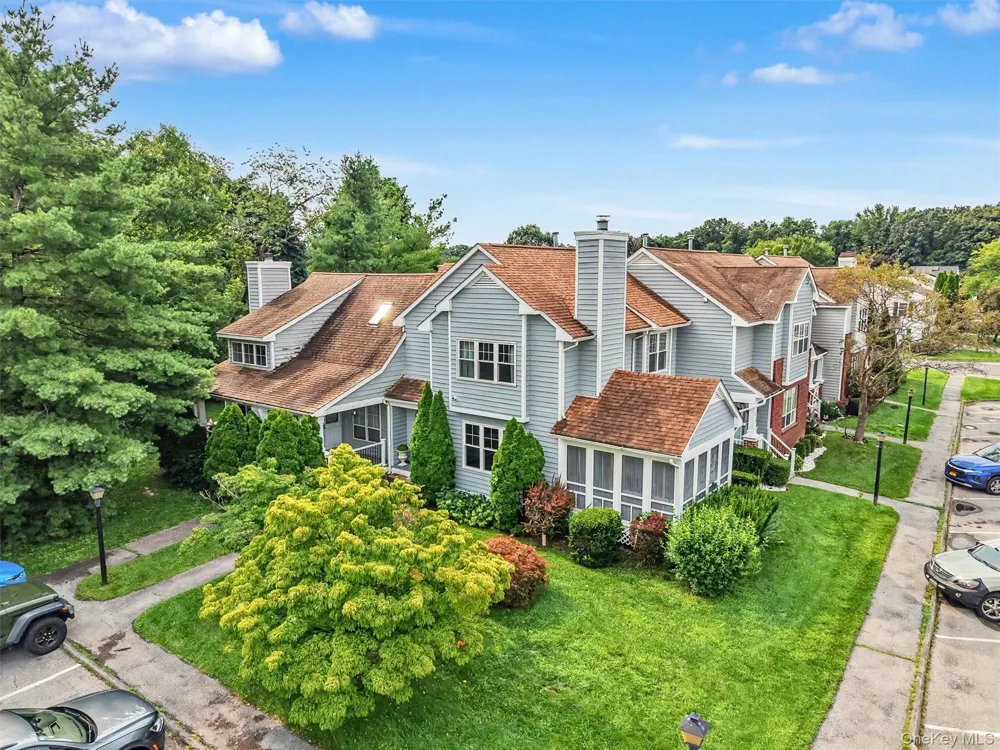 21 Taconic Street Poughkeepsie, NY 12603