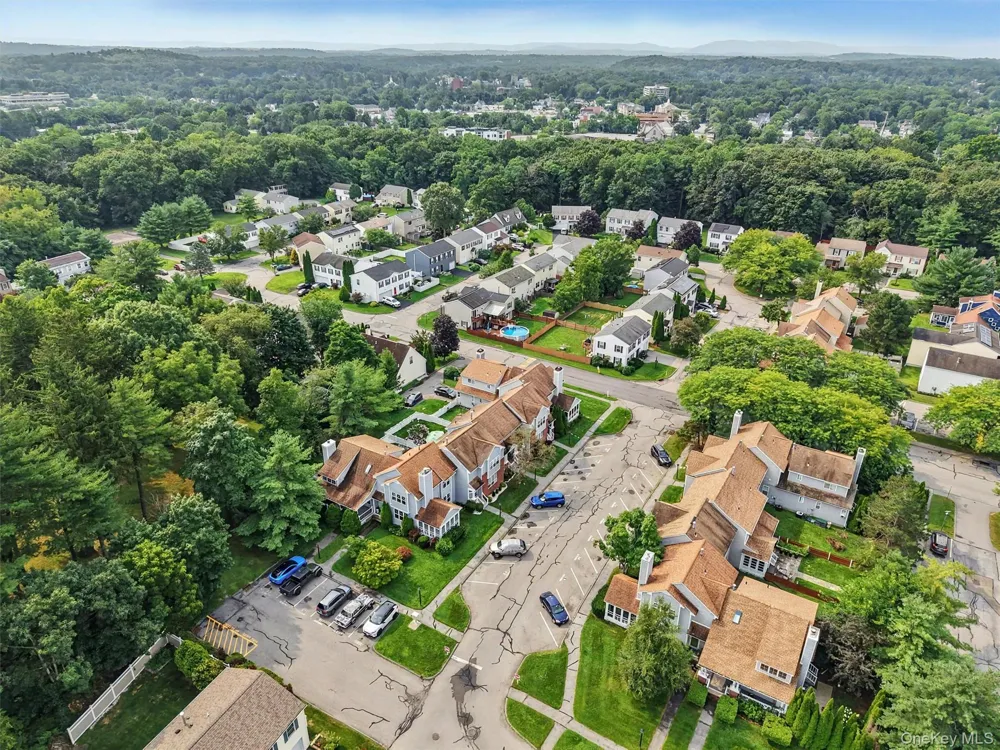 21 Taconic Street Poughkeepsie, NY 12603
