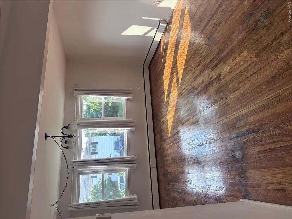 45 Radcliffe Road #1 Island Park, NY 11558